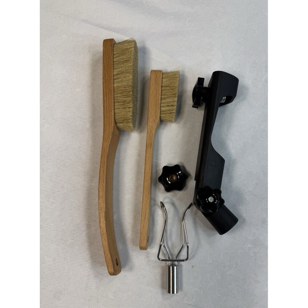 Two Stones Rock Climbing Adjustable angled Bouldering brush kit